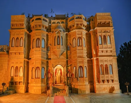 Hotel Lal Garh Fort and Palace