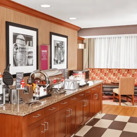 Hampton Inn Lafayette Отели в г. Лафайетт