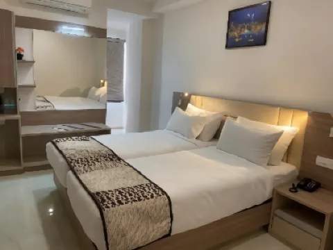 Dash Hotels - Affordable Luxury カチギューダ周辺のホテル