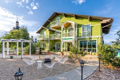 Butik-Otel Zelyonaya Sova Hotels near Monument to Alexander Nevsky