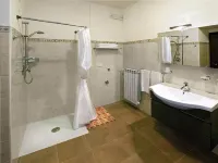 Serene Abruzzo Retreat with Mountain Views