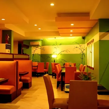 MO2 Westown Hotel - Mandalagan