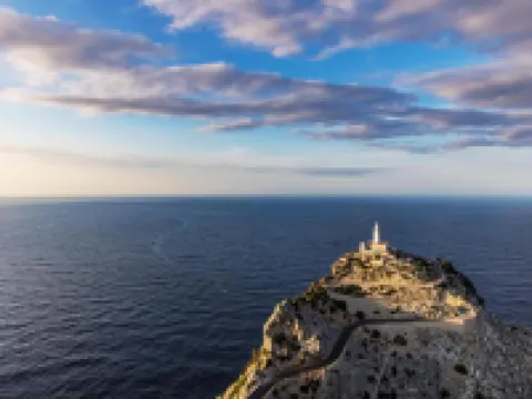 Traditional Charm with Private Pool