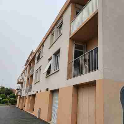 Appartement Spacieux Avec Parking Hotel Exterior