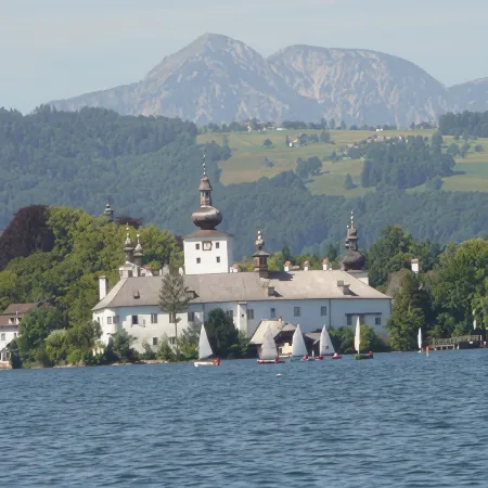 Landhotel Grünberg am See Отели в г. Эбензе