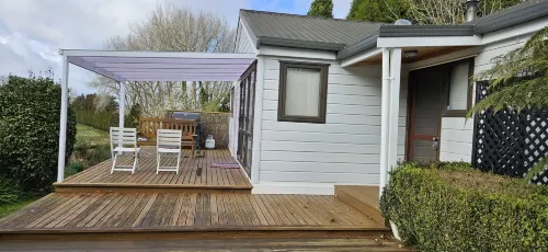 Farm House close to town Hotels in Pukekohe