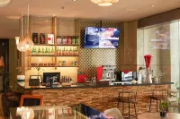 Swiss-Belhotel Bogor - bar