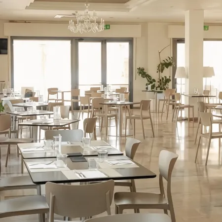Gfh - Hotel Sole Resort & Spa Отели в г. Фано