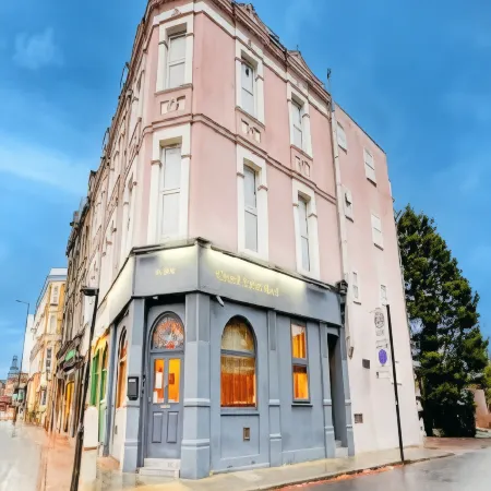 Church Street Hotel by Belvilla Near King's College Hospital Отели рядом с достопримечательностью «Пекхэм»