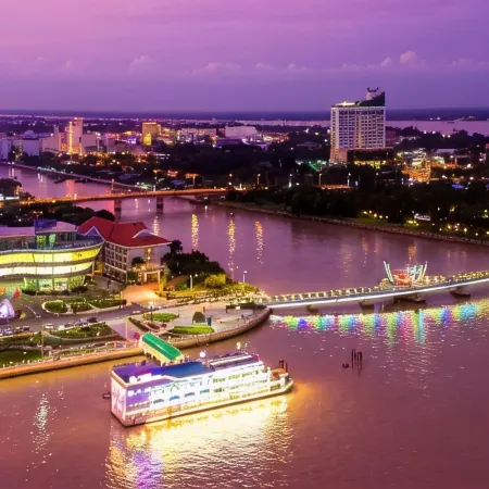 Ninh Kieu Riverside Hotel