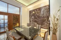 Yihao Hotel