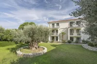 Kyveli Hotel Apartments