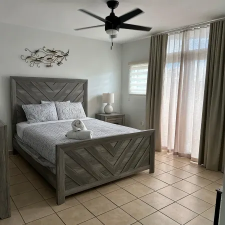 Beautiful sunsets & steps from the beach! Comfortable apartment, great location! Отели в г. Ринкон