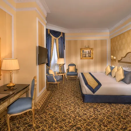 Royal Rose Abu Dhabi, a Curio Collection by Hilton Affiliated Hotel