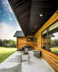 Couples Retreat- 2 King Beds, Outdoor TV + Fire Pit, Near the Buffalo River! - Wifi