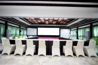 Grand Equator Hotel