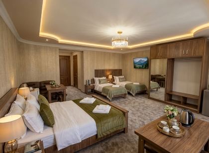 TUTTO PASSA HOTEL TBİLİSİ