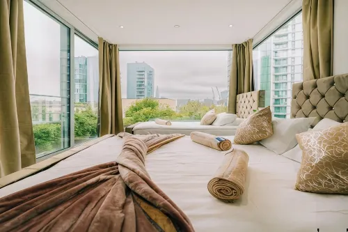 -15% Lux 2Bdr Apartment in Aldgate | Central London Zone 1 Location - บังกะโล