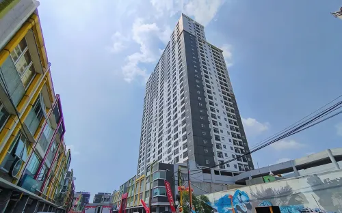 The Elevated Abode 2BR at Mekarwangi Square Cibaduyut Apartment By Travelio