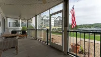 Sunsets & Slips - Waterfront 3BR Condo at Lake of the Ozarks! - Homestays