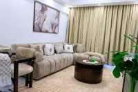 Two bedroom and two bathroom next to gtc - 2-Star