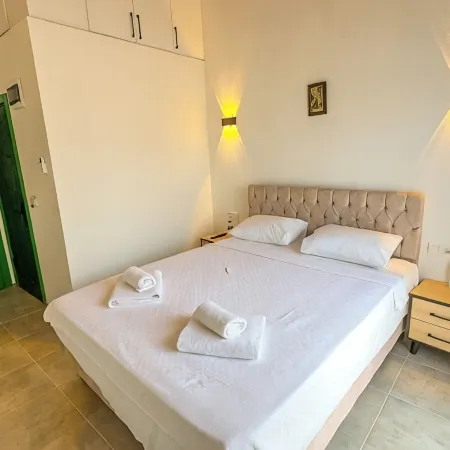 Carnaby Otel Küçükköy