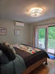 Renovated Coastal Farmhouse Near Beaches