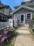 Terrific 6-bedroom house with AC in Trenton - 4-Star