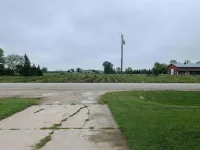 Green Bay Central Location! Great Yard! Big Deck! Bike Trails! Dog Park!Private!