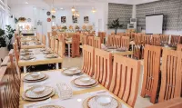Villa Excellance Beach & Wave Pool Resort - Suites & Villas
