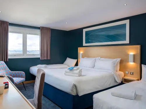 Travelodge Bath Central - Apartemen