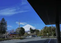 Hotel Route-Inn Shin Gotemba Inter -Kokudo 246 Gou- - Dağ Manzaralı