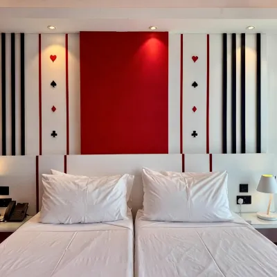 Vegas Resort Hotels near Dragonara Business Centre