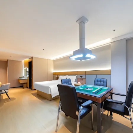 Yushang Light Luxury Hotel