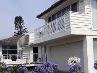 Shutters by the Sea-Ocean View Retreat-Waterfront-Private Hotel a Kiama