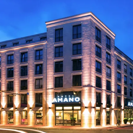 Hotel Amano Rooms & Apartments Отели рядом с достопримечательностью «Старое гарнизонное кладбище»