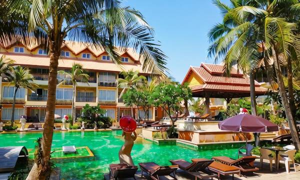 Villa Thongbura