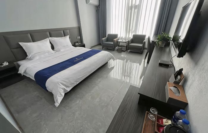 Shilou Mengzeyuan Business Hotel