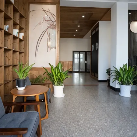 Dashan Mingzhu Apartment (Jiangshan Branch)