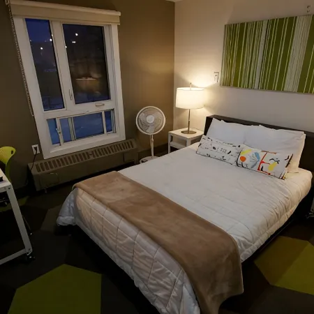 HI Calgary City Centre - Hostel