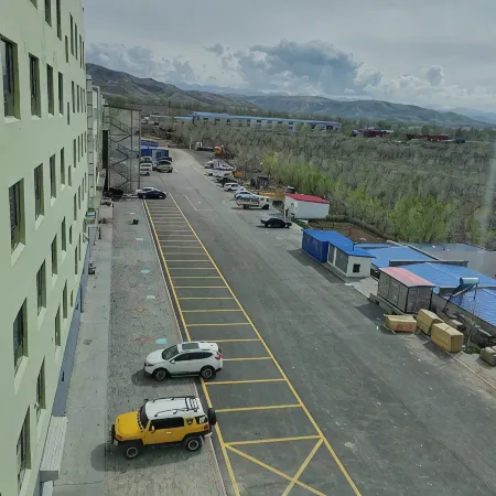 Boyi Hotel