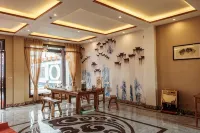 Linjianglou Hotel