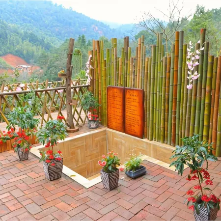 Moshang chuiyan Inn