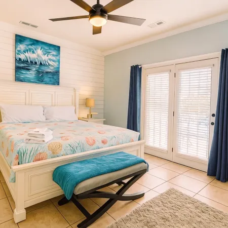High Tide 5 Bedroom Ocean View House, Heated Pool, Hot Tub, Darts, King beds