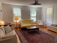 Charming 1-BR Apartment in Conway, WiFi/AC - Homestays