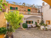 Historic House in Mallorca 12 Guests with Swimming Pool. - Villas