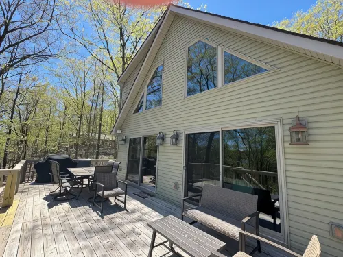 Welcome to On the Rocks a charming retreat located near Lake Wallenpaupack