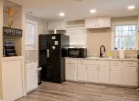 Charming 3-bedroom, 2 bathroom house with WiFi, AC in wonderful Goldsboro.
