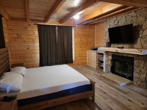 家庭清溪小屋