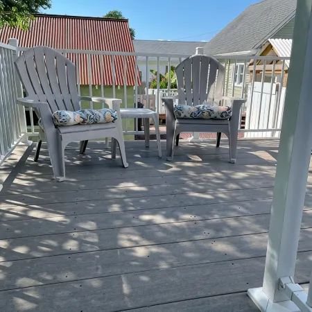 Cottage On Famous Chincoteague Island-Famous Wild Ponies